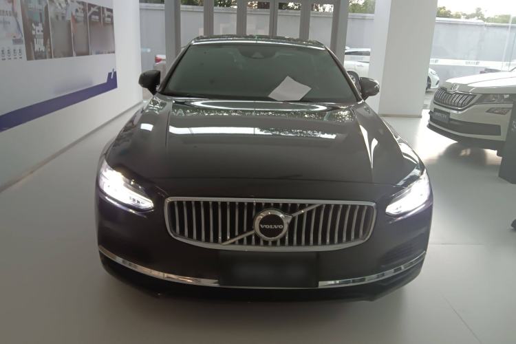 Used Volvo S90 New Energy 2021 T8 eDrive Hybrid Zhiyi Luxury Edition Exterior 1