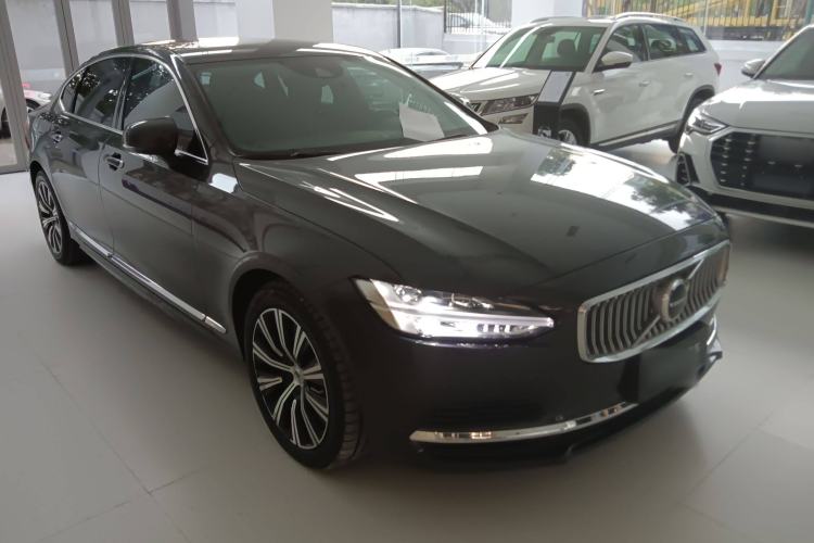 Used Volvo S90 New Energy 2021 T8 eDrive Hybrid Zhiyi Luxury Edition Exterior 2