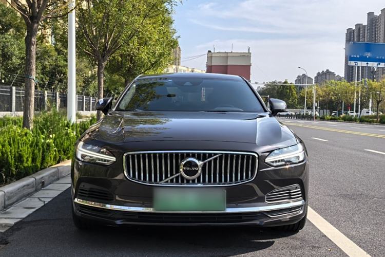 Used Volvo S90 New Energy 2021 T8 eDrive Hybrid Zhiyi Luxury Edition Exterior 3