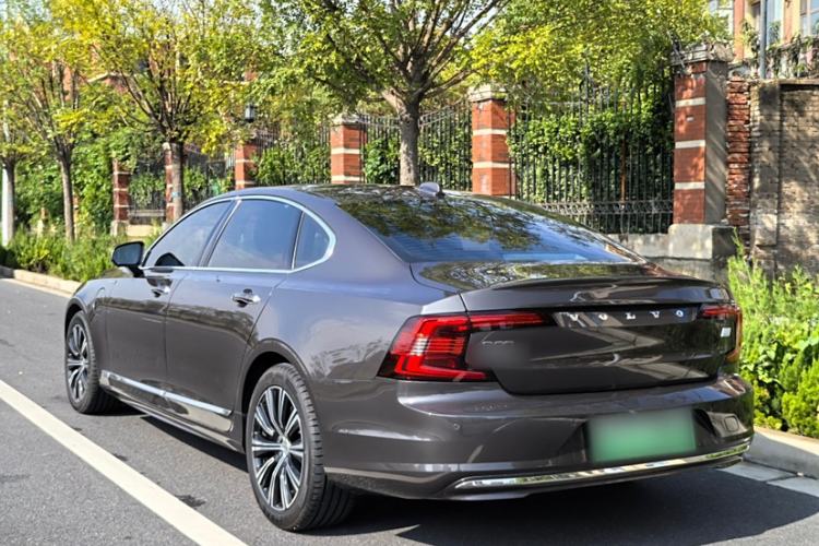 Used Volvo S90 New Energy 2021 T8 eDrive Hybrid Zhiyi Luxury Edition Exterior 4
