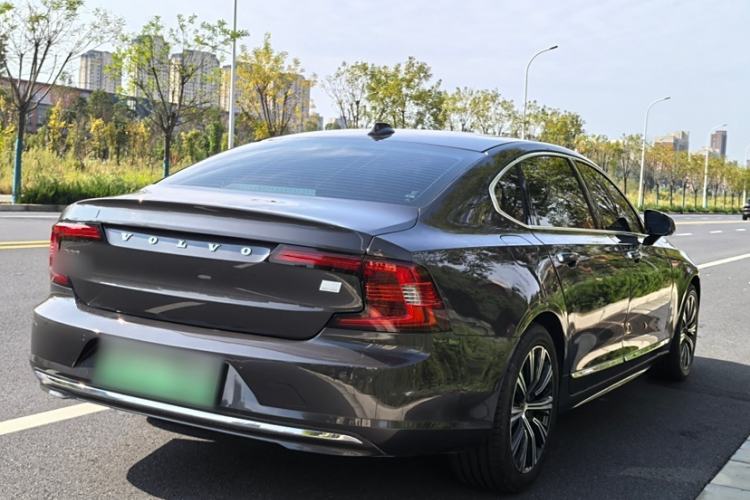 Used Volvo S90 New Energy 2021 T8 eDrive Hybrid Zhiyi Luxury Edition Exterior 7
