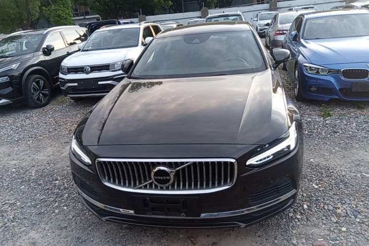 Used Volvo S90 New Energy 2021 T8 eDrive Hybrid Zhiyi Luxury Edition Front