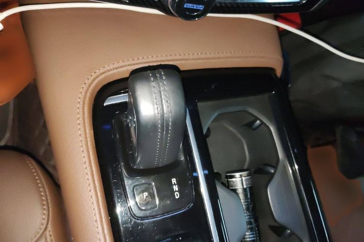 Used Volvo S90 New Energy 2021 T8 eDrive Hybrid Zhiyi Luxury Edition Gear Lever
