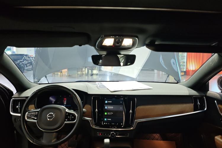 Used Volvo S90 New Energy 2021 T8 e-Drive Hybrid Luxury Edition Headliner