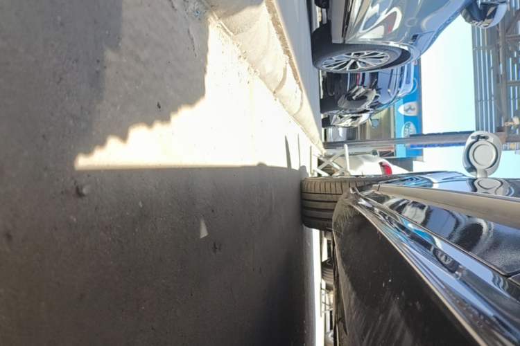 Used Volvo S90 New Energy 2021 T8 e-Drive Hybrid Luxury Edition Left Side Sill