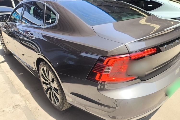 Used Volvo S90 New Energy 2021 T8 e-Drive Hybrid Luxury Edition Rear Left 45 Deg