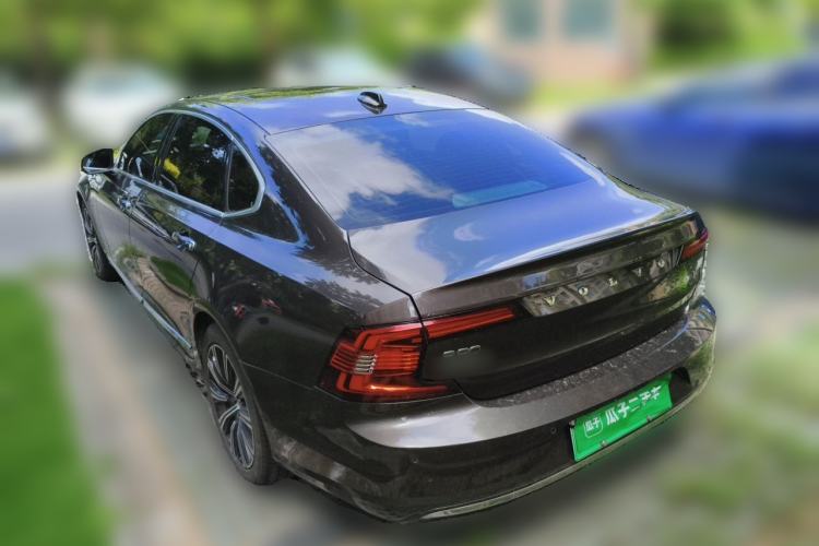 Used Volvo S90 New Energy 2021 T8 eDrive Hybrid Zhiyi Luxury Edition Rear Left 45 Deg