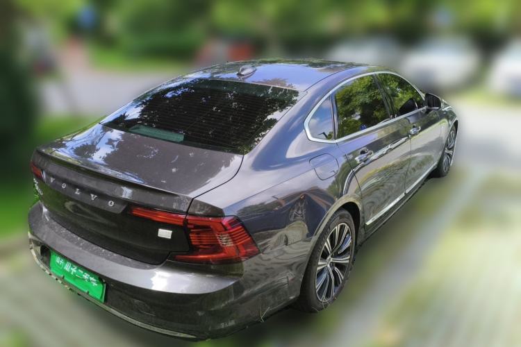 Used Volvo S90 New Energy 2021 T8 eDrive Hybrid Zhiyi Luxury Edition Rear Right 45 Deg