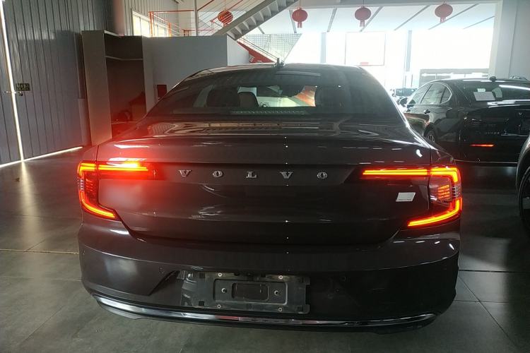 Used Volvo S90 New Energy 2021 T8 eDrive Hybrid Zhiyi Luxury Edition Rear