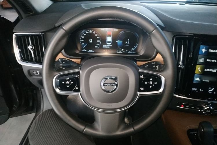 Used Volvo S90 New Energy 2021 T8 eDrive Hybrid Zhiyi Luxury Edition Steering Wheel