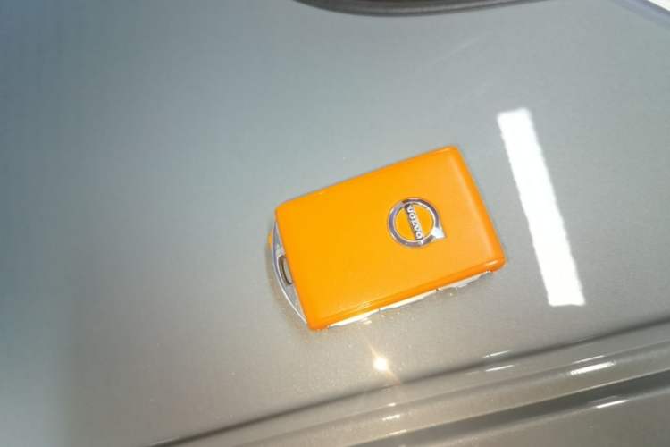 Used Volvo S90 New Energy 2021 T8 eDrive Hybrid Zhiyi Luxury Edition Vehicle Key