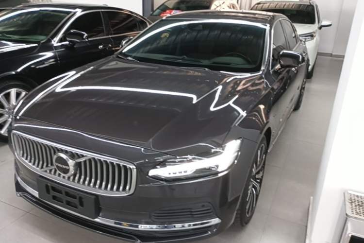 Used Volvo S90 New Energy 2021 T8 e-Drive Hybrid Luxury Edition Guazi used car, China used car export, Used car for sale, Used  cars, Cheapest cars for sale
