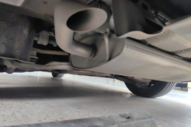 Used Volvo S90 New Energy 2021 T8 eDrive Hybrid Zhiyi Luxury Edition Chassis Rear Left