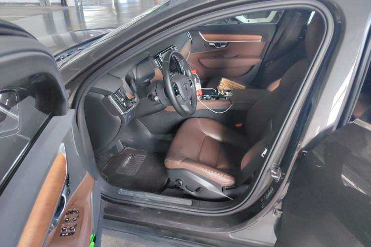 Used Volvo S90 New Energy 2021 T8 eDrive Hybrid Zhiyi Luxury Edition Driver Seat