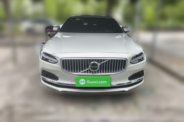 Used Volvo S90 New Energy 2021 T8 e-Drive Hybrid Luxury Edition Front