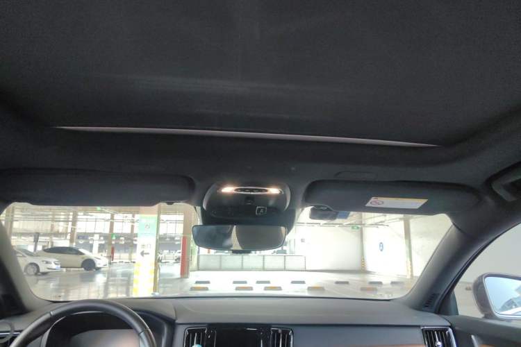 Used Volvo S90 New Energy 2021 T8 eDrive Hybrid Zhiyi Luxury Edition Headliner