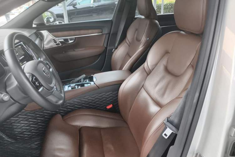 Used Volvo S90 New Energy 2021 T8 e-Drive Hybrid Luxury Edition Left Front Seat