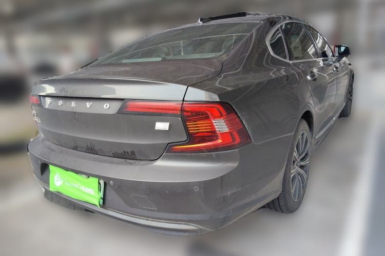 Used Volvo S90 New Energy 2021 T8 eDrive Hybrid Zhiyi Luxury Edition Rear Right 45 Deg