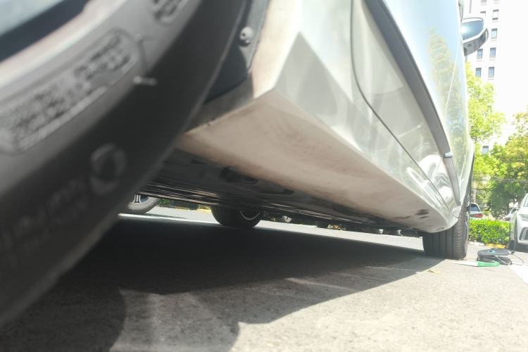 Used Volvo S90 New Energy 2021 T8 eDrive Hybrid Zhiyi Luxury Edition Chassis Rear Right