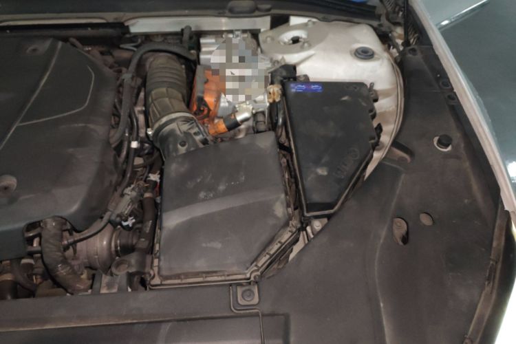 Used Volvo S90 New Energy 2021 T8 eDrive Hybrid Zhiyi Luxury Edition Engine Bay Left