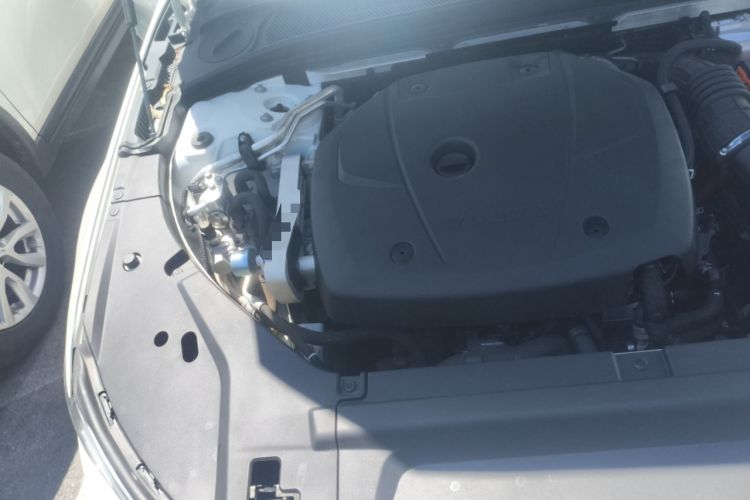 Used Volvo S90 New Energy 2021 T8 eDrive Hybrid Zhiyi Luxury Edition Engine Bay Right