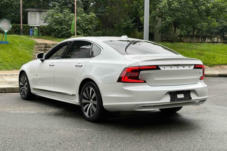 Used Volvo S90 New Energy 2021 T8 eDrive Hybrid Zhiyi Luxury Edition Exterior 11