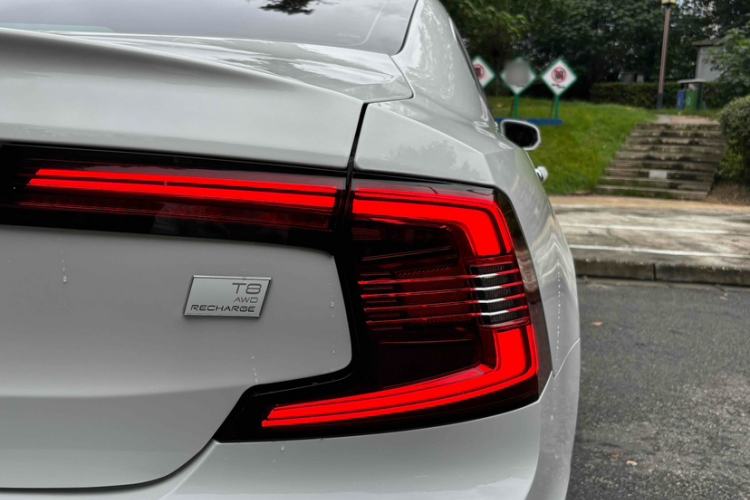 Used Volvo S90 New Energy 2021 T8 eDrive Hybrid Zhiyi Luxury Edition Exterior 12