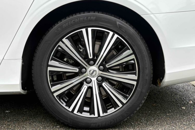 Used Volvo S90 New Energy 2021 T8 eDrive Hybrid Zhiyi Luxury Edition Exterior 7
