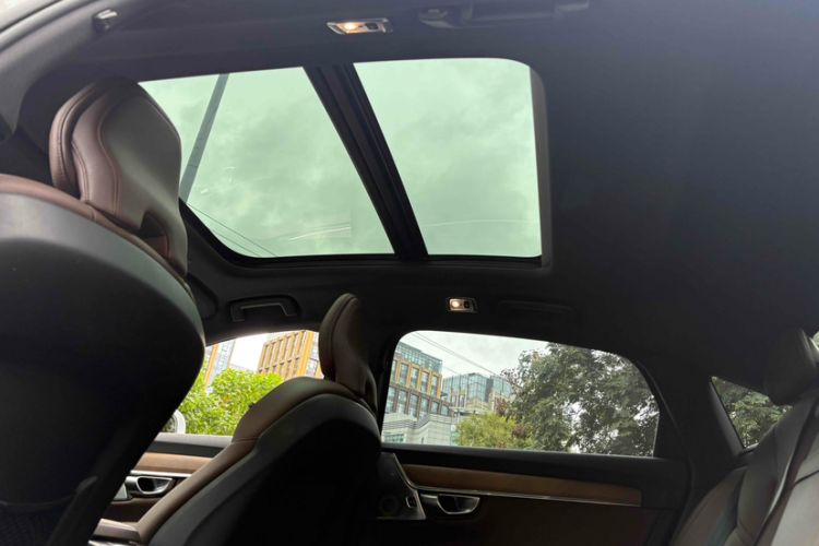 Used Volvo S90 New Energy 2021 T8 eDrive Hybrid Zhiyi Luxury Edition Interior 1