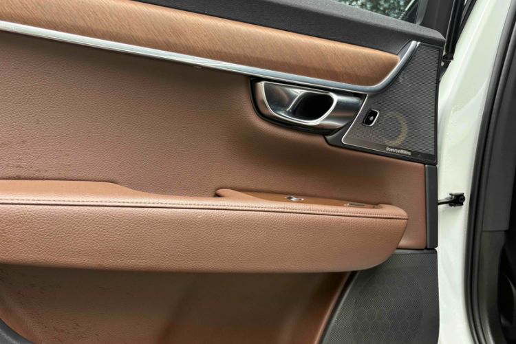 Used Volvo S90 New Energy 2021 T8 eDrive Hybrid Zhiyi Luxury Edition Interior 7