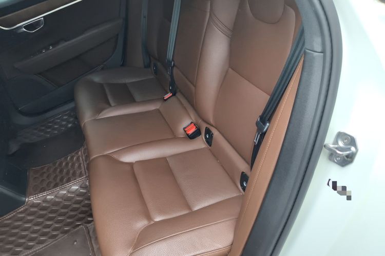 Used Volvo S90 New Energy 2021 T8 eDrive Hybrid Zhiyi Luxury Edition Left Rear Seat