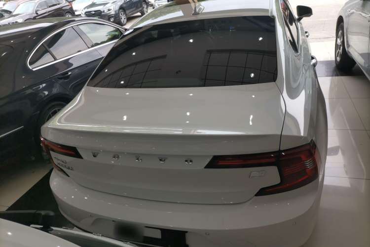 Used Volvo S90 New Energy 2021 T8 eDrive Hybrid Zhiyi Luxury Edition Rear