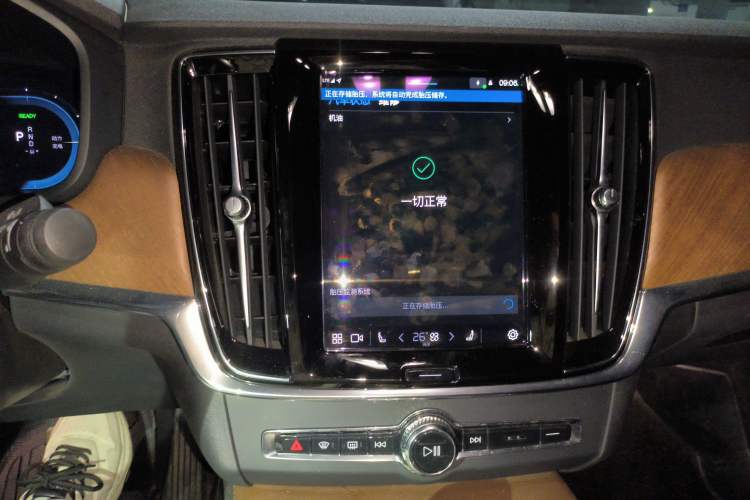 Used Volvo S90 New Energy 2022 T8 eDrive Hybrid Luxury Edition Audio And AC Panel