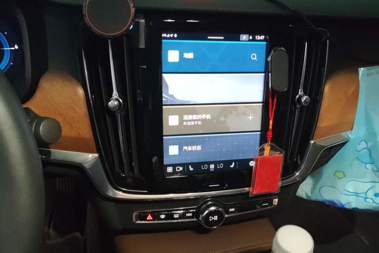 Used Volvo S90 New Energy 2022 T8 eDrive Hybrid Luxury Edition Audio And AC Panel