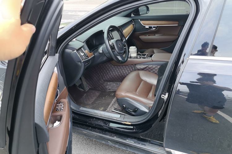 Used Volvo S90 New Energy 2022 T8 eDrive Hybrid Luxury Edition Driver Seat