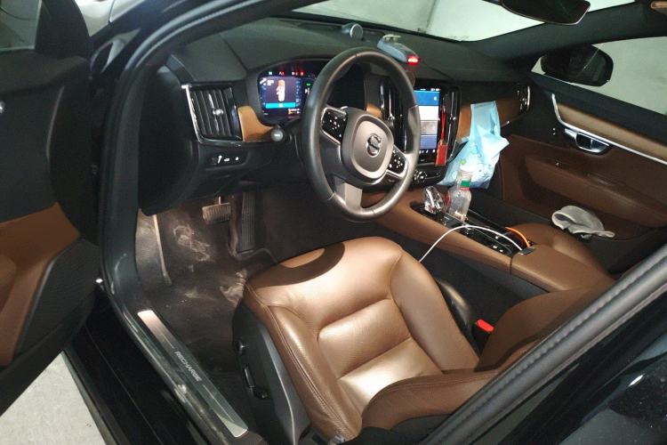 Used Volvo S90 New Energy 2022 T8 eDrive Hybrid Luxury Edition Driver Seat