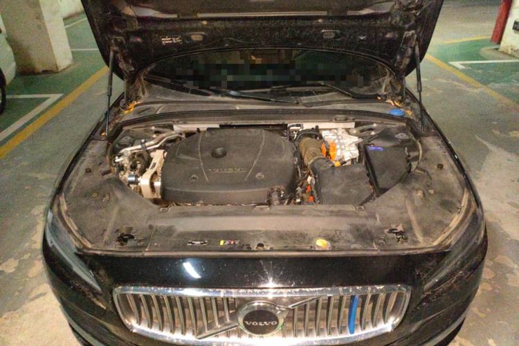 Used Volvo S90 New Energy 2022 T8 eDrive Hybrid Luxury Edition Engine Bay