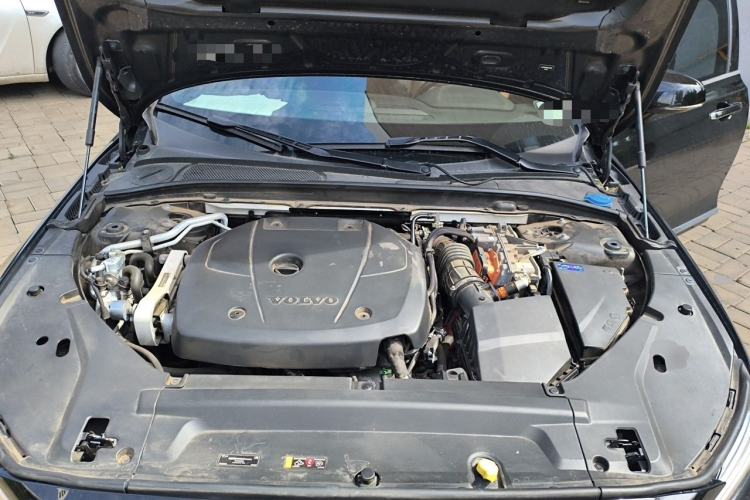 Used Volvo S90 New Energy 2022 T8 eDrive Hybrid Luxury Edition Engine Bay