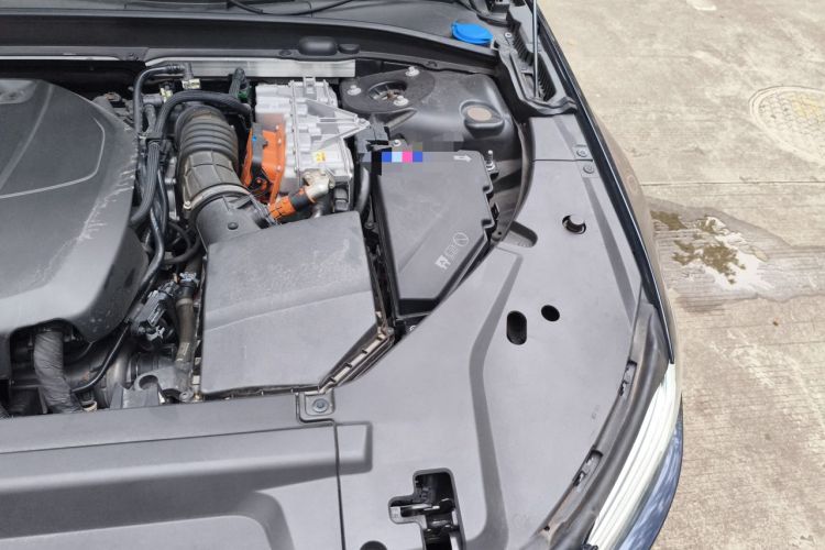 Used Volvo S90 New Energy 2022 T8 eDrive Hybrid Luxury Edition Engine Bay Left