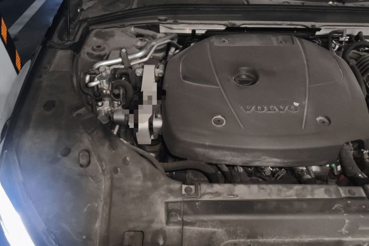 Used Volvo S90 New Energy 2022 T8 eDrive Hybrid Luxury Edition Engine Bay Right