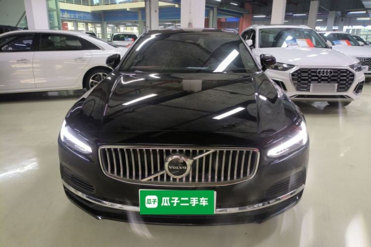 Used Volvo S90 New Energy 2022 Restyled T8 E-Drive Hybrid Zhiyi Luxury Edition Exterior 1