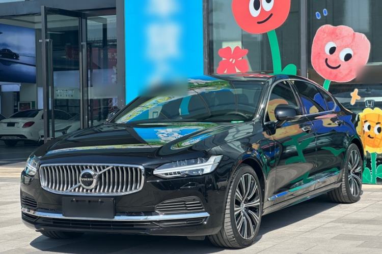 Used Volvo S90 New Energy 2022 T8 eDrive Hybrid Luxury Edition Exterior 1