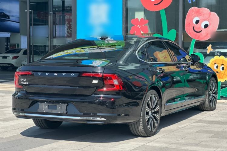 Used Volvo S90 New Energy 2022 T8 eDrive Hybrid Luxury Edition Exterior 7