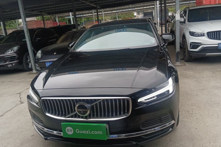 Used Volvo S90 New Energy 2022 T8 eDrive Hybrid Luxury Edition Front