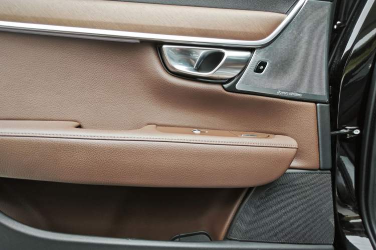 Used Volvo S90 New Energy 2022 Restyled T8 E-Drive Hybrid Zhiyi Luxury Edition Interior 5