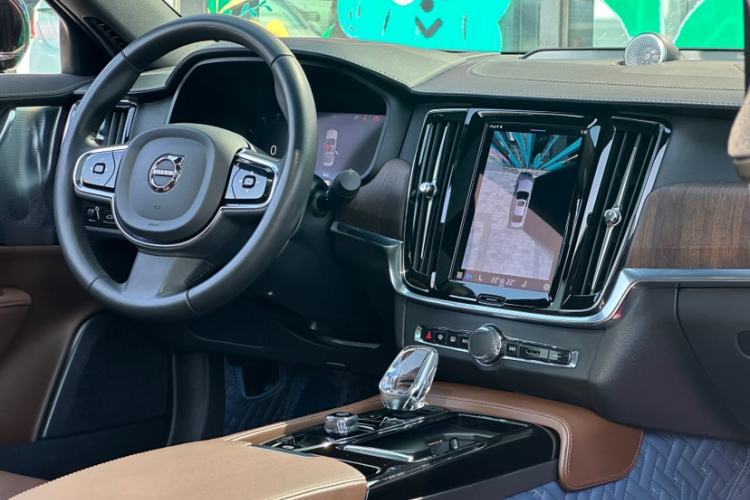 Used Volvo S90 New Energy 2022 T8 eDrive Hybrid Luxury Edition Interior 5