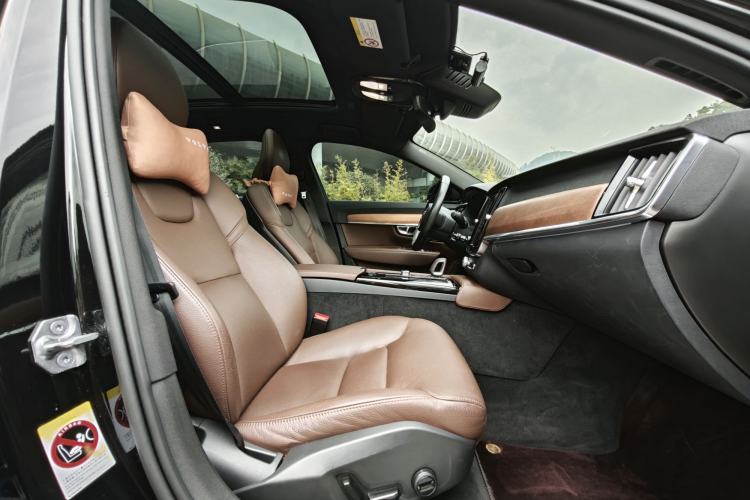 Used Volvo S90 New Energy 2022 Restyled T8 E-Drive Hybrid Zhiyi Luxury Edition Interior 6