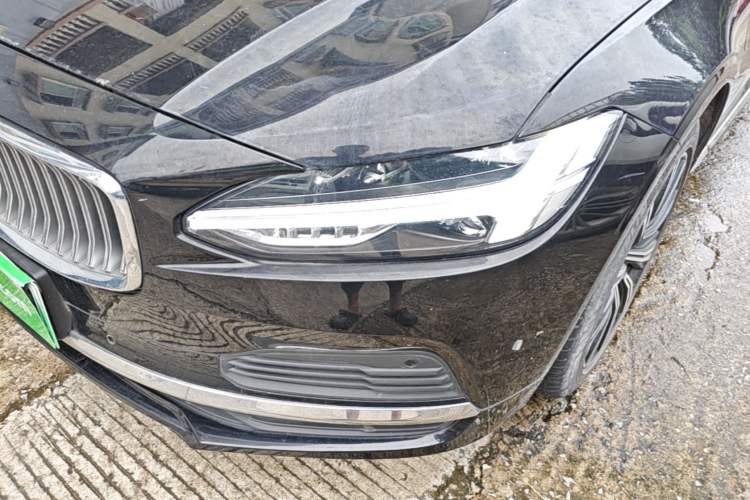 Used Volvo S90 New Energy 2022 T8 eDrive Hybrid Luxury Edition Left Front Headlight