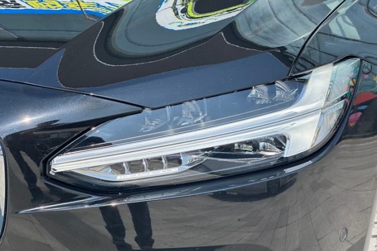 Used Volvo S90 New Energy 2022 T8 eDrive Hybrid Luxury Edition Left Front Headlight