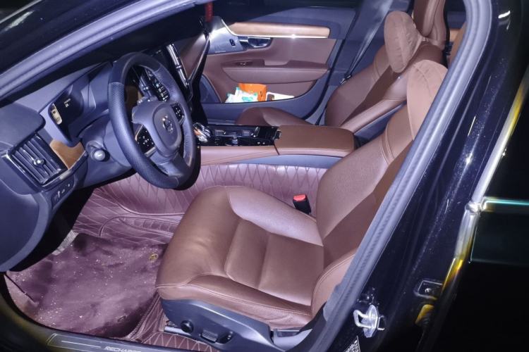 Used Volvo S90 New Energy 2022 T8 eDrive Hybrid Luxury Edition Left Front Seat
